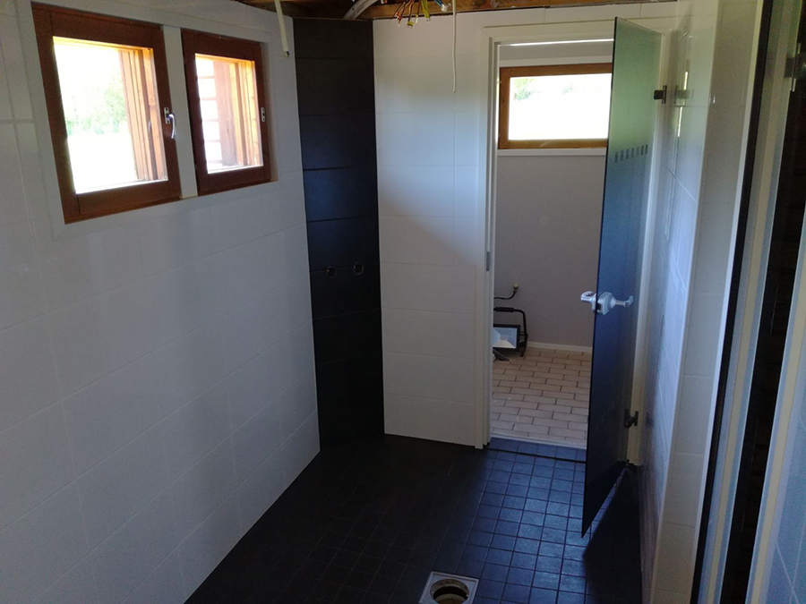 Pesuhuoneremontti, Halkokumpu